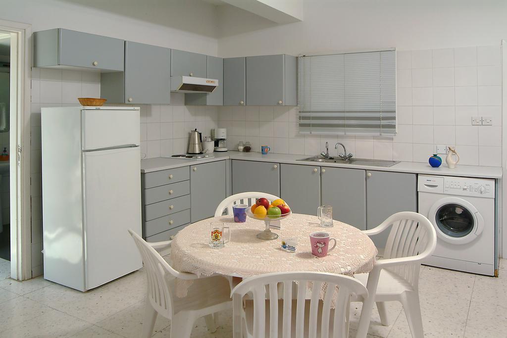 Sunbay Apartments Pyla Luaran gambar