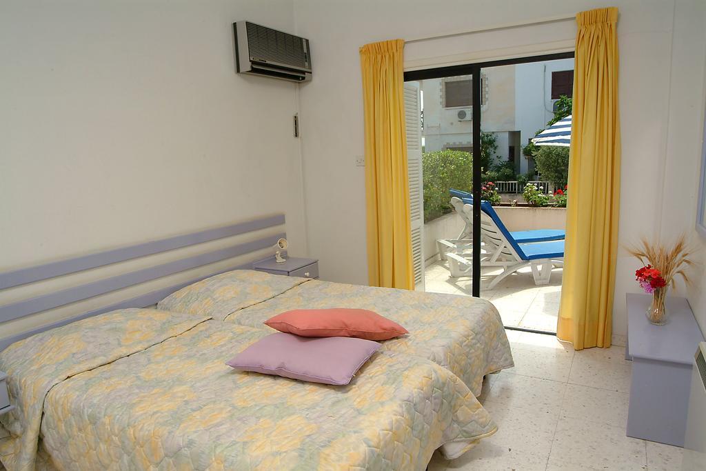 Sunbay Apartments Pyla Luaran gambar